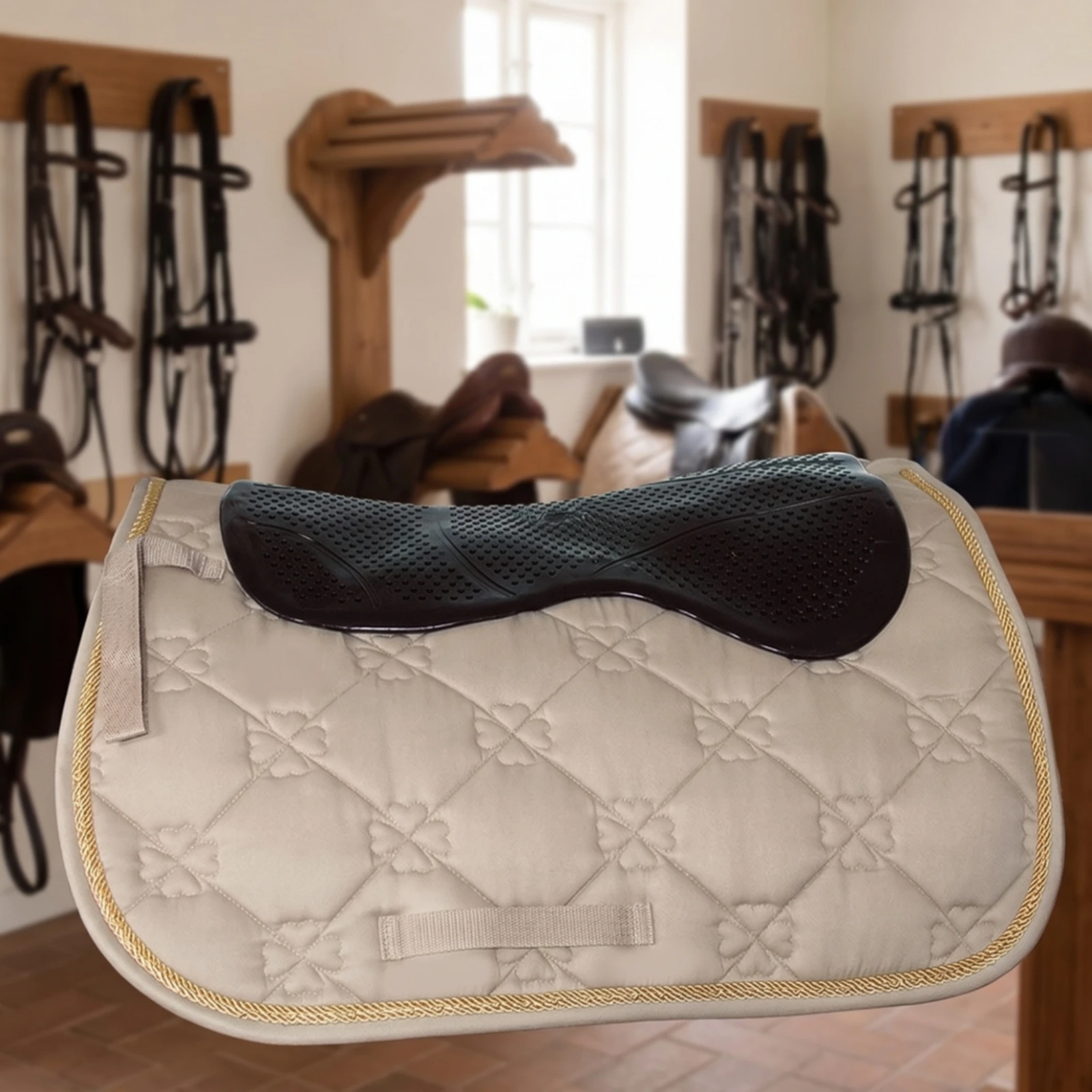 Saddle Pad Insert Contoured Saddle Pad with Holes Perforated Stable for Equestrians, Horseback Riding, Equestrian Training