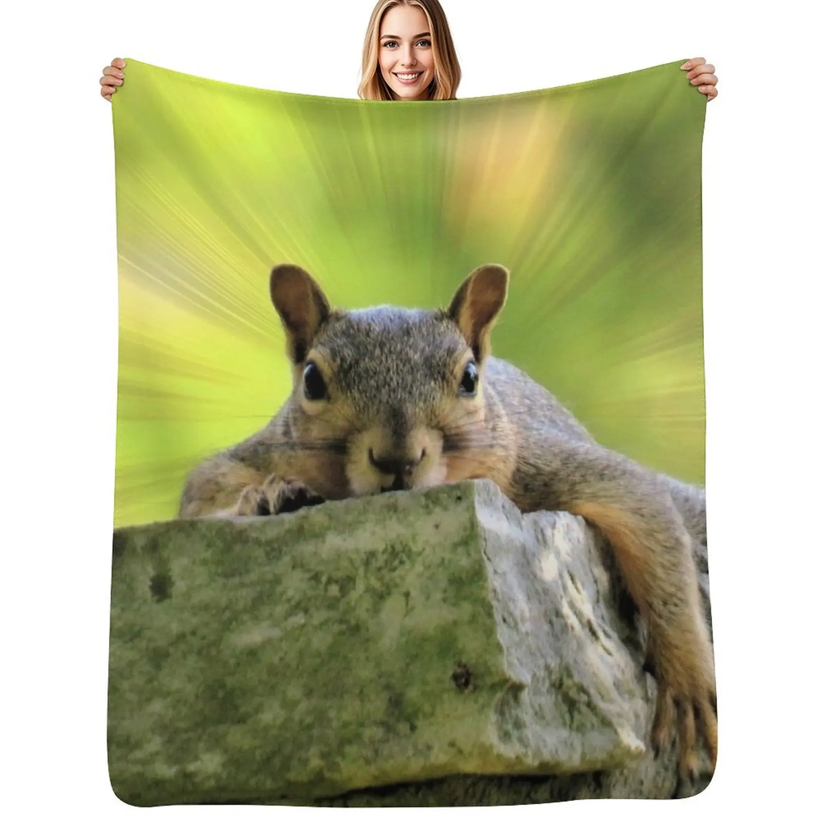 Relaxed Squirrel Throw Blanket Durable Warm Blanket for Daily Home Use