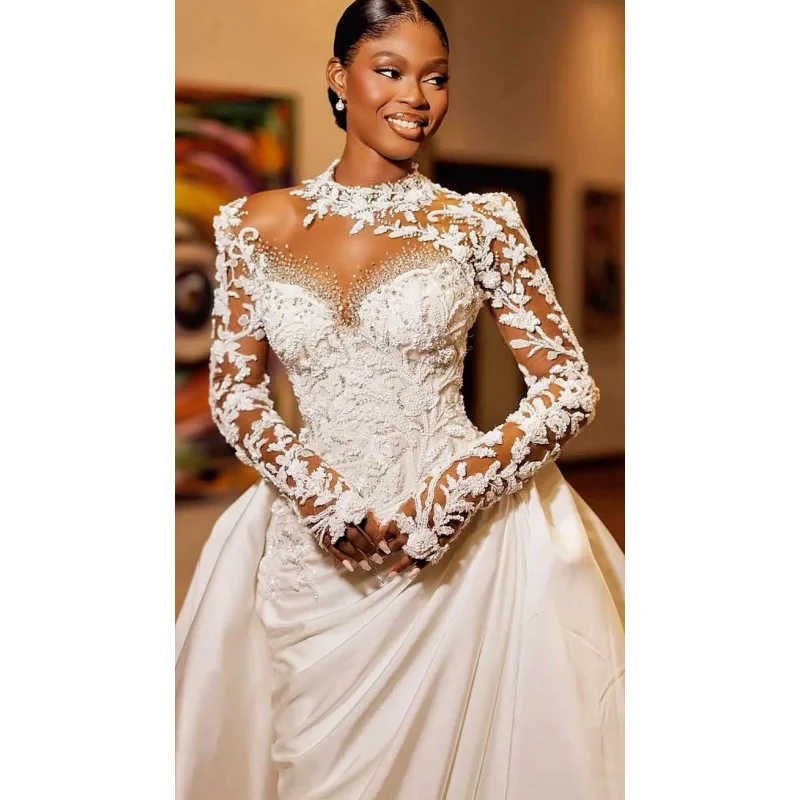 

African Mermaid Style Wedding Dress Round Neck Long Sleeved Lace Decal Pearl Decoration Satin Vestido De Novia Custom
