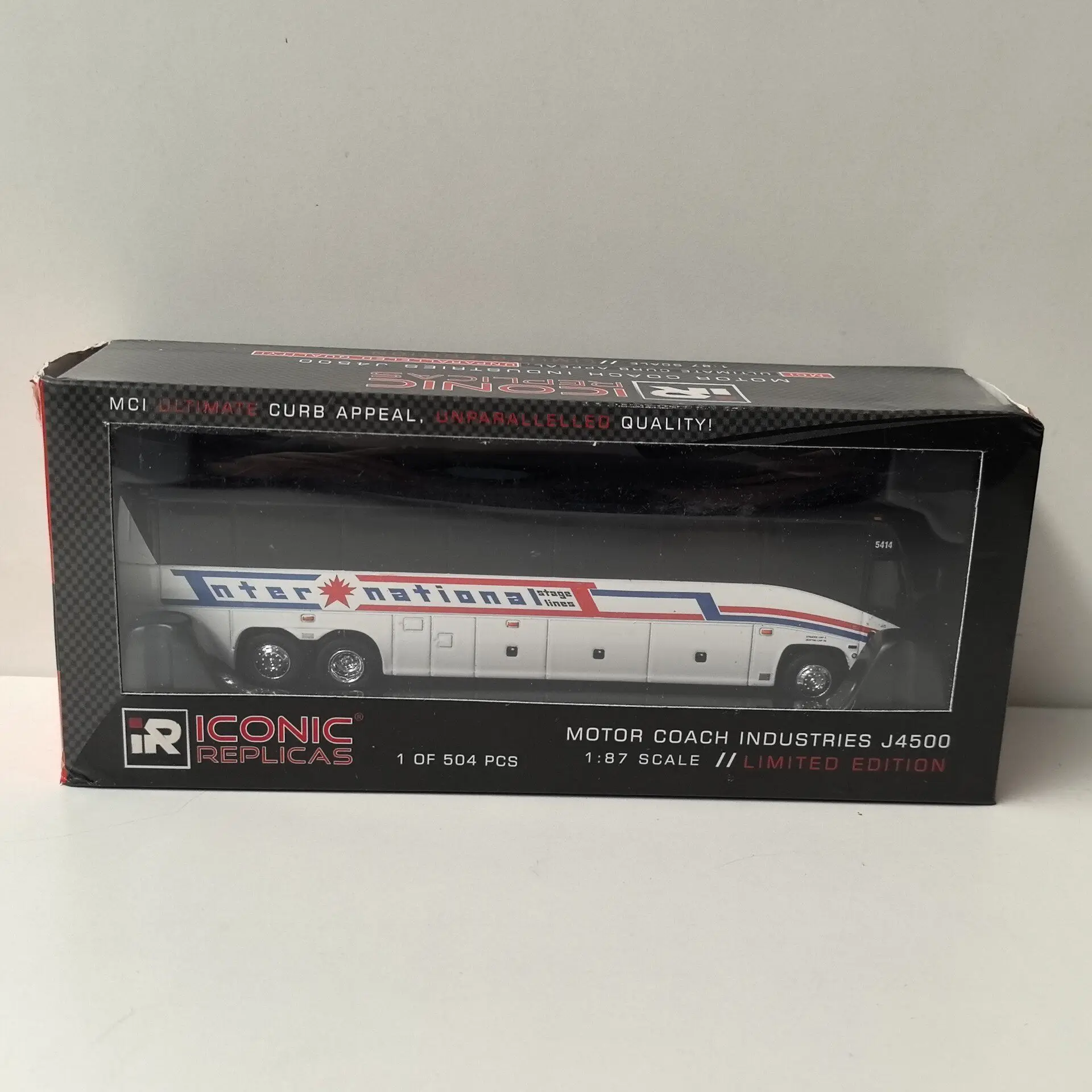 

Металлическая модель автобуса MCI J4500 в масштабе 1/87 (HO), литая под давлением, из сплава 63