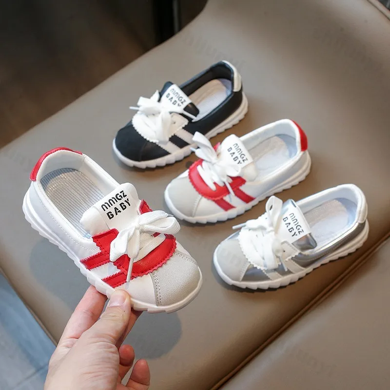 

Girls' Fashion Trend Shallow Mouth Casual Sports Shoes 2025 Autumn New Childrens' Soft Soled Comfortable Versatile Flat Sneakers