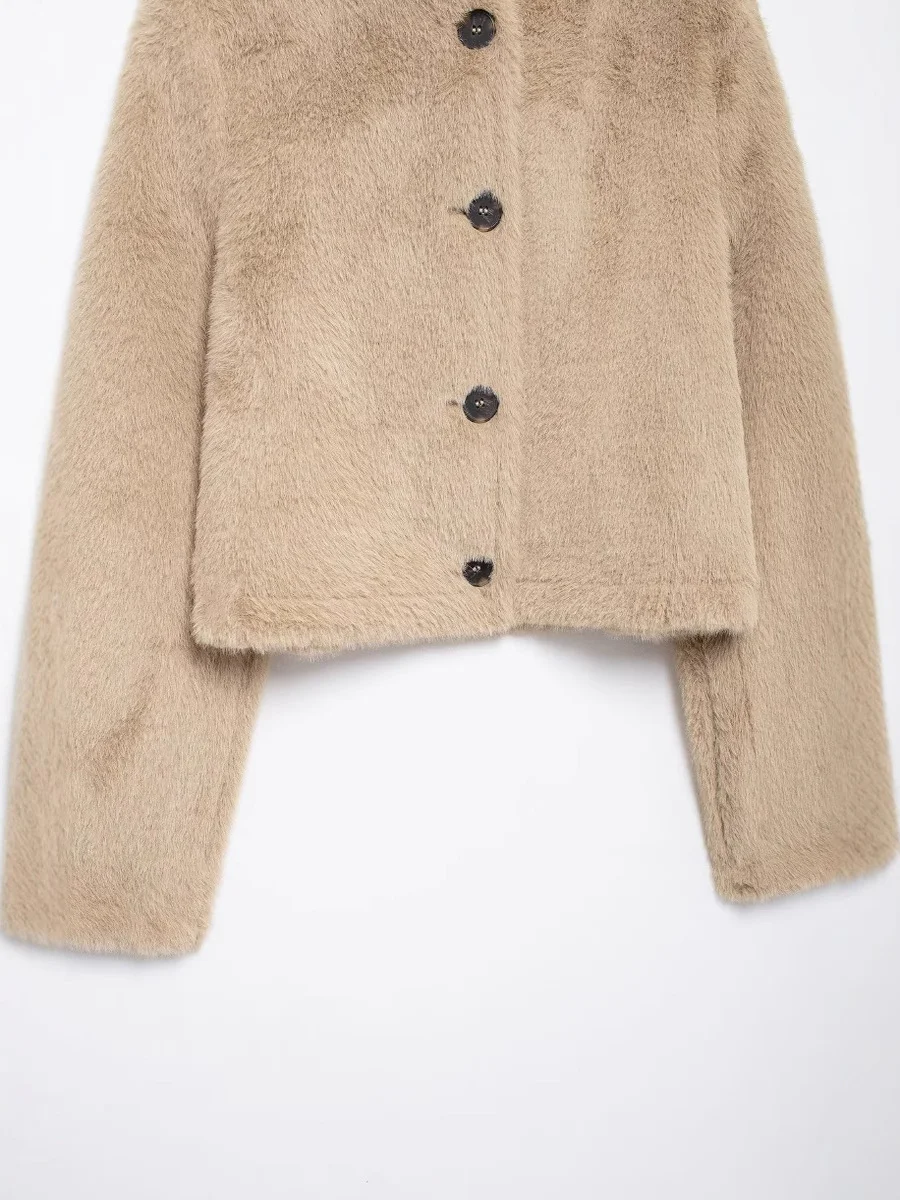 Faionable ort Pelliccia artificiale Jaet Ele Cappotto da donna casual dimagrante per la stagione autunnale e invernale in Cina