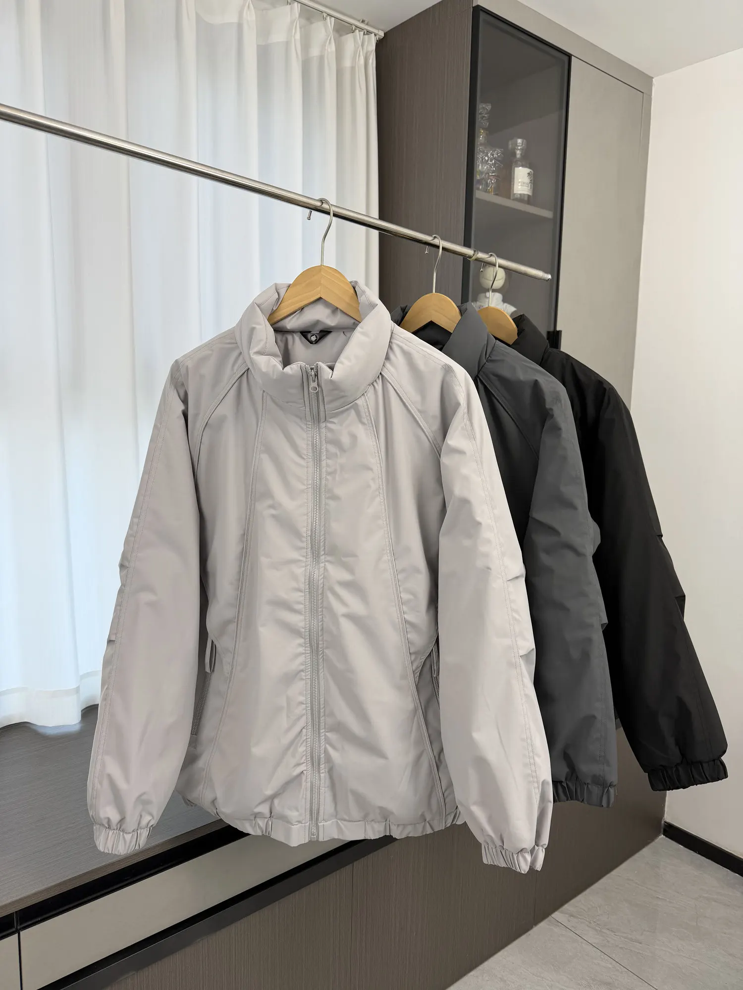 

Men's Winter Water-Resistant Flight Jacket Stand Collar Insulated Cotton Puffer Coat Windproof Tactical Warm Parkas Outerwear