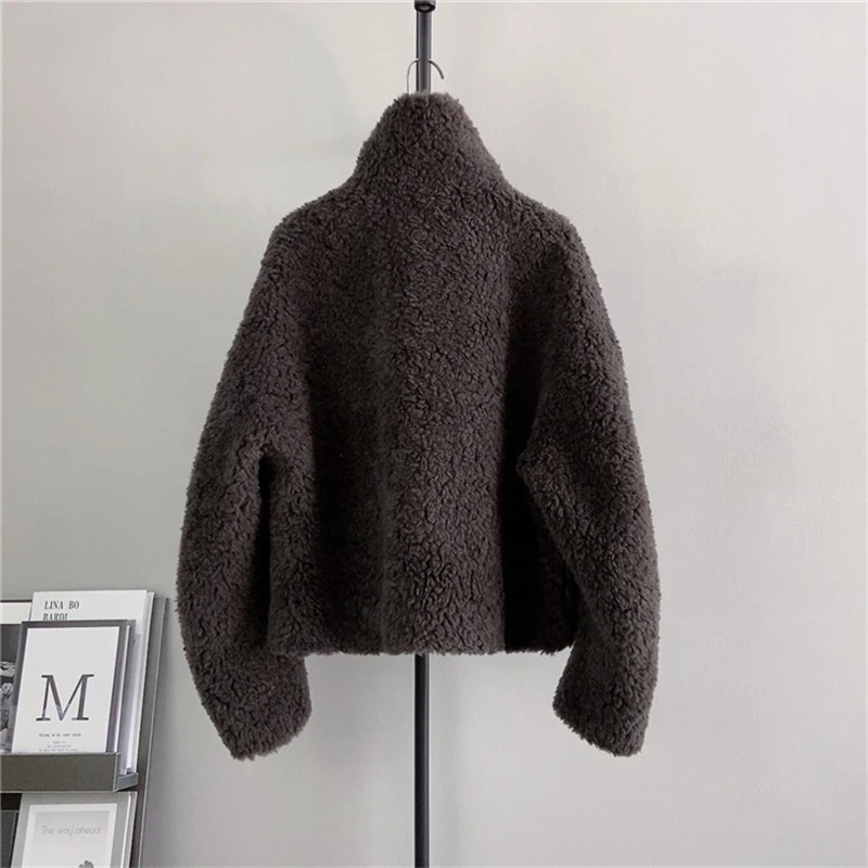 Casaco monocromático de botão Sheep Shearling para mulheres, parka composta, jaqueta curta quente, lã de cordeiro, fêmea, outono, inverno, PT471