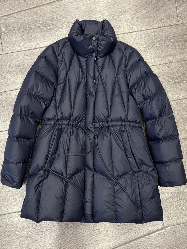 럭셔리 여성용 하이넥 다운 재킷 따뜻한 2026 겨울 우아한 조절 가능한 허리 퍼퍼 코트 루즈한 고품질 INKEO DJ641