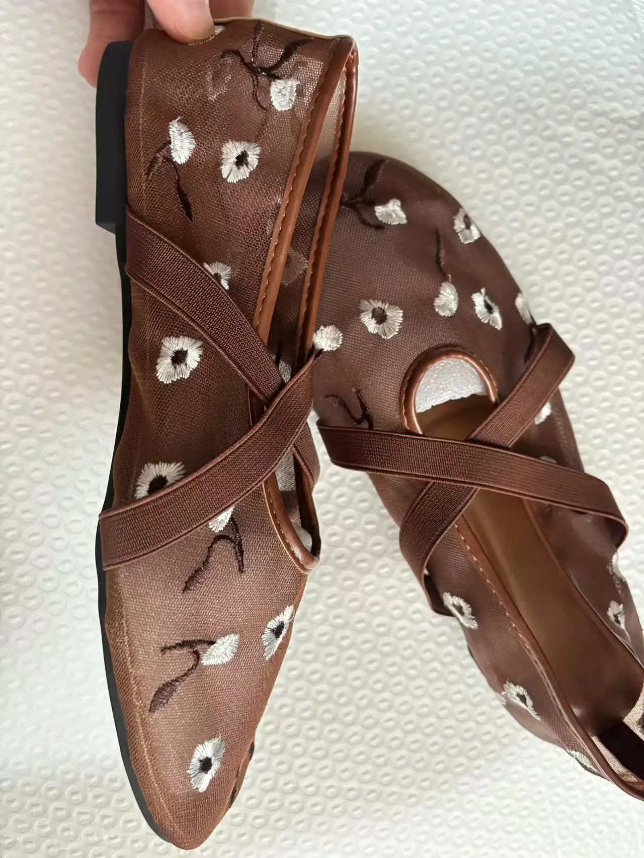 

Embroidered Floral Mesh Ballet Flats Women's Fashion Round Toe Summer Flat Sandals Elegant Elastic Upper Designer Shoes New 2025