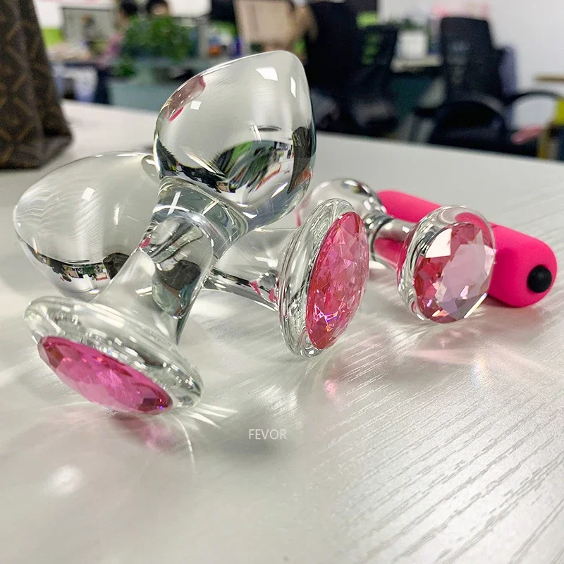 Crystal Anal Plug Glass Girl Heart Portable Adult Products Men And Aomen SM Tune Pink Transparent Small Large Sex Orgasm Toy