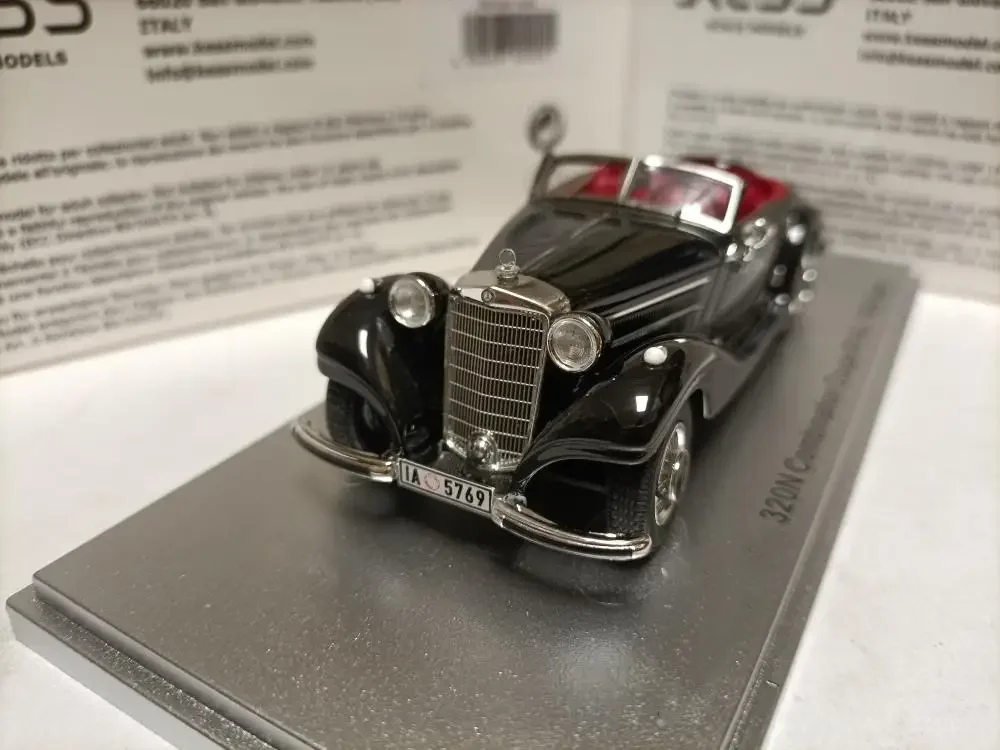 Kess 1:43 320N W142 1938 Combination Coupe Vintage Car Simulation Limited Edition Resin Metal Static Car Model Toy Gift