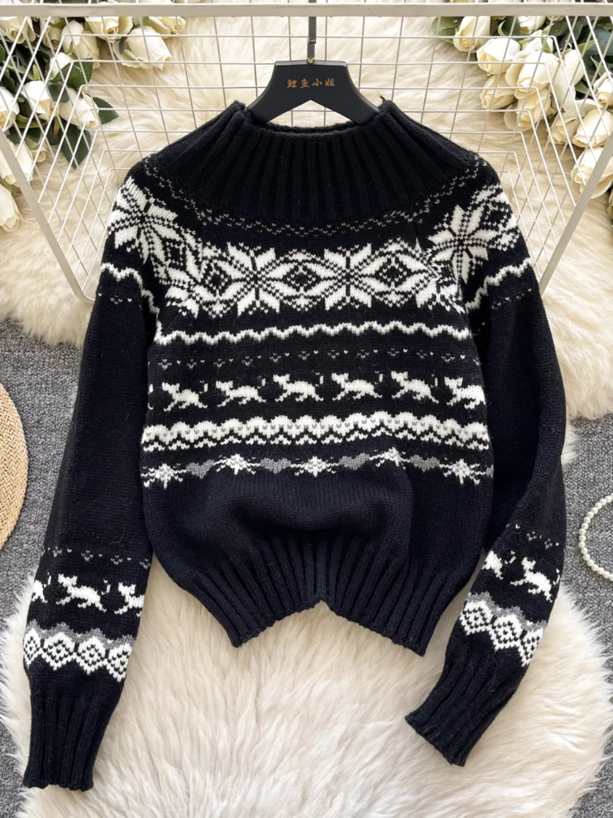 

Vintage Fashion Women's Black White Patchwork Loose Pullover Sweater Autumn Winter Casual Round Neck Crochet Knitted Top Popular