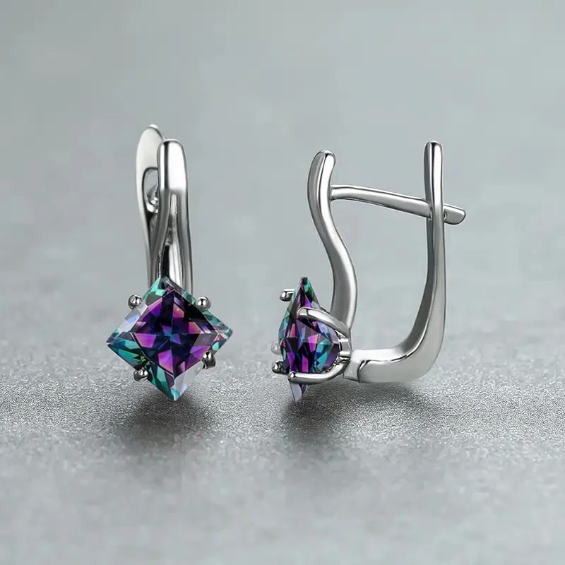 Huitan Frauen Creolen mit Prinzessin mehrfarbig/grün/blau Zirkon Mode Luxus weibliche Ohrringe Statement Schmuck