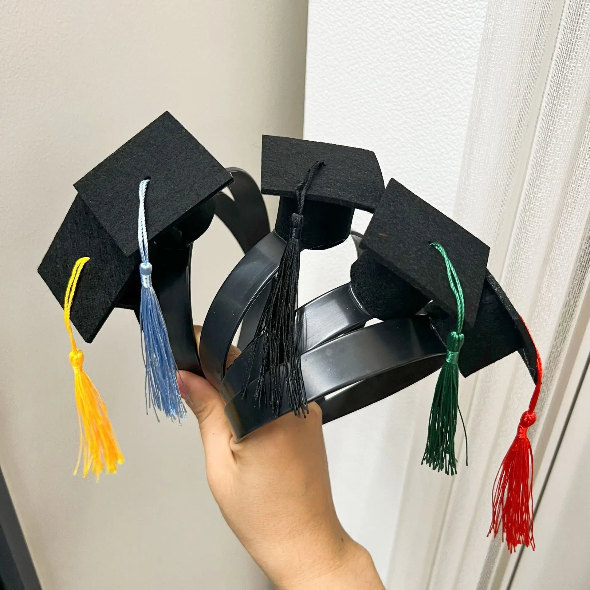 

PhD Graduation Hat Clip Miniature Academic Mortarboard with Tassel for University Commencement Party Favors Gift Accessories