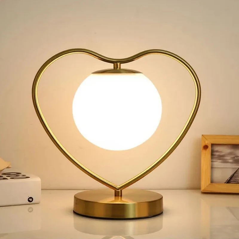 Heart Shape Desk Lamp Gold Glass Bedside Reading Lighting Fixture Bedroom Hotel Home Decoration Modern LED Table Lamps