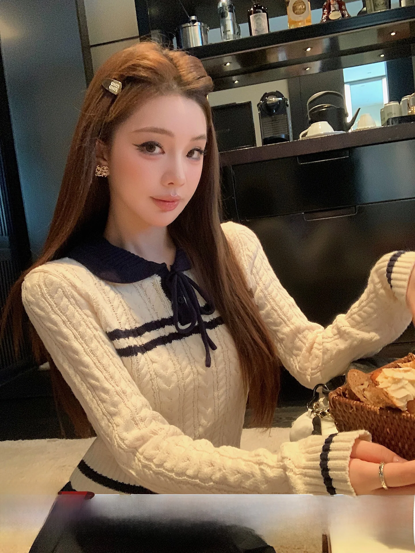 

Miu Series Casual Sle Women's Knitted Sweater with Braided Knot Autumn Winter College Sle Loose Fit Top