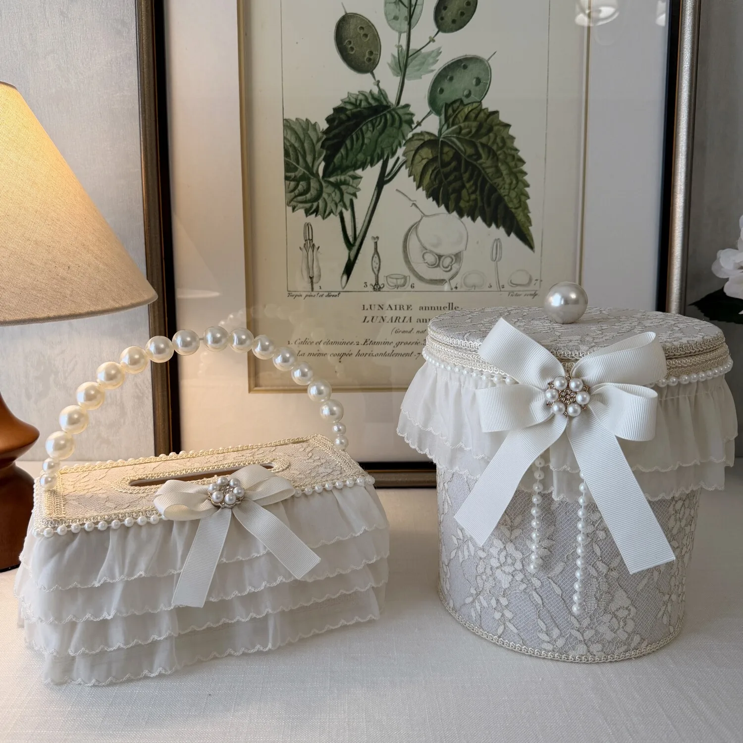 Vintage Embroidery Lace Round Lid  Bucket Antique  Box Jewelry Cosmetics Storage Box  Basket