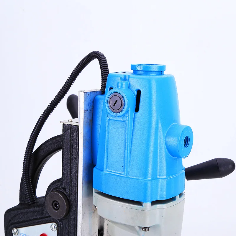 Multifunctional magnetic drill, tapping machine