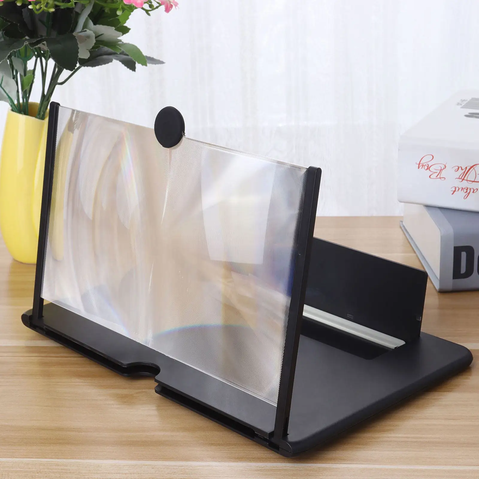 Portable 3D Screen Magnifier for Mobile Devices Reduces Eye Fatigue Improves Visual Experience for Elders and Movie Lovers