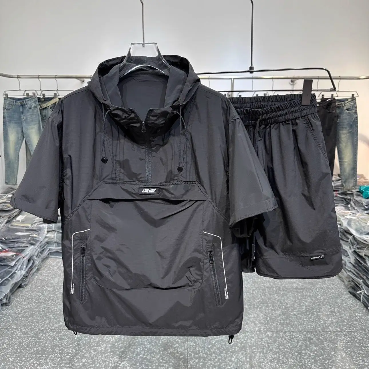 

Lightweight Qui Dry ort Sve orts Set Men's Trendy Workwear ket Hooded Zip up Loose Fit Two Piece Casual Sportswear