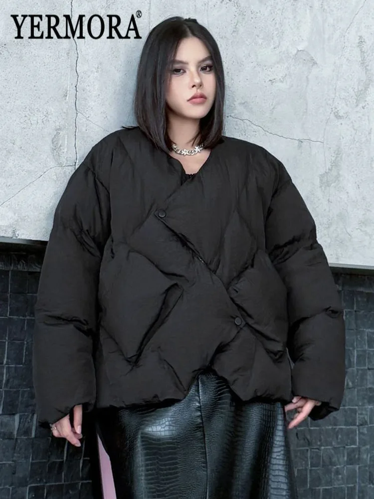 YERMORA أسود غير منتظم مشبك سميكة وسادة مبطنة للنساء الخامس الرقبة طويلة الأكمام فضفاضة جديدة معطف القطن موضة خريف شتاء 2025 #1