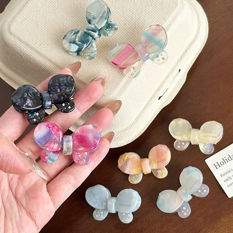 

Роскошный зажим в виде утконоса, 1 шт., 4,5 см, ацетатные заколки с золотой этикеткой, заколки с кристаллами и бабочкой, нескользящая ручка, украшения для волос