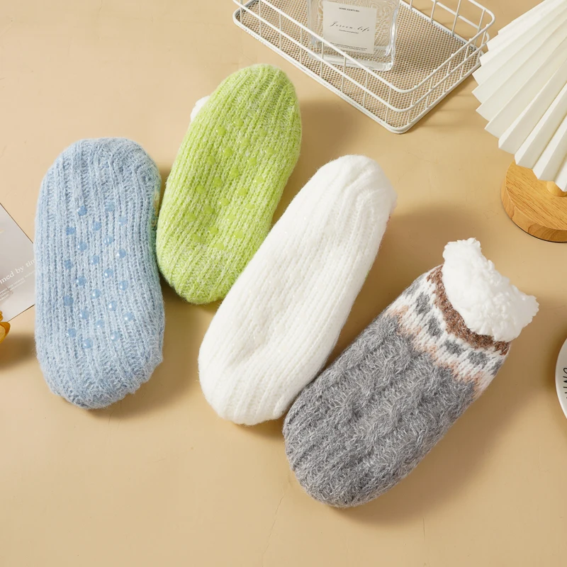 Calzini pantofola antiscivolo in velluto ultra spesso Calzini caldi autunno inverno da donna Nuovo pile corallo per comodi calzini da pavimento per la casa