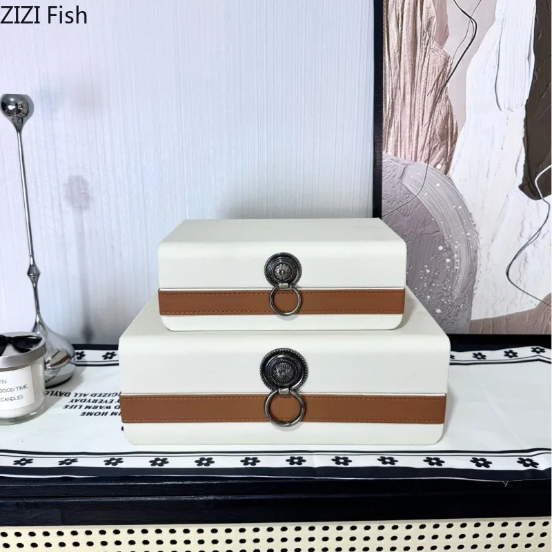 

Кожаная деревянная шкатулка для украшений с откидной крышкой, коробка для хранения, органайзер для декора, настольная подставка-витрина