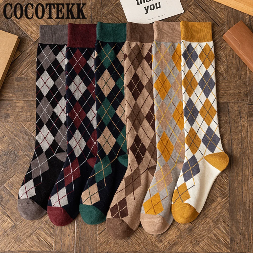 New Fashion Stockings Women's Calf Socks Autumn Winter British Style Retro Diamond Check Lattice Sports Cotton JK Long Socks