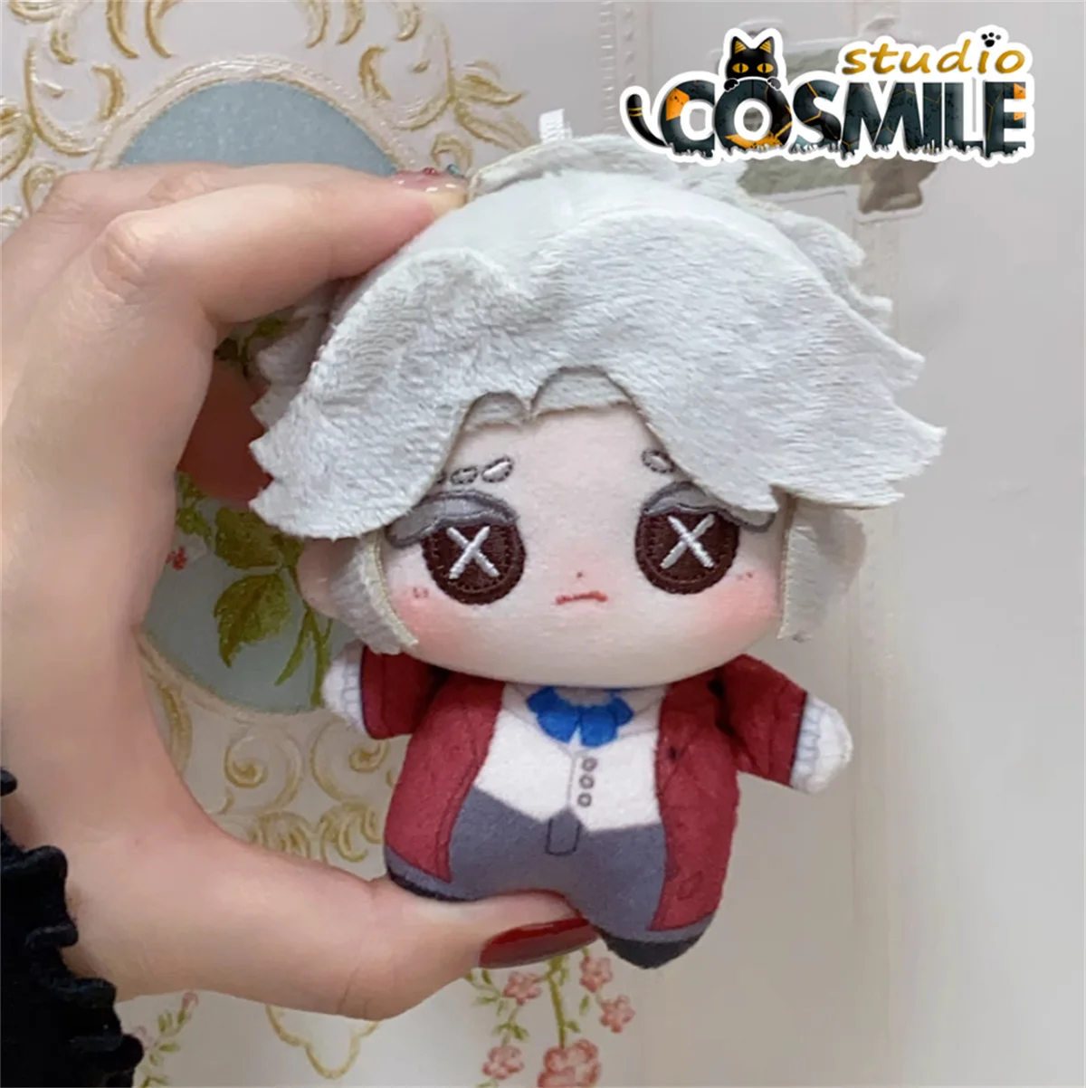 

Identity V Prisoner Luca Balsa Composer Frederick Kreiburg Stuffed Plushie Plush 10cm Doll Body Toy Keychain Gift GW
