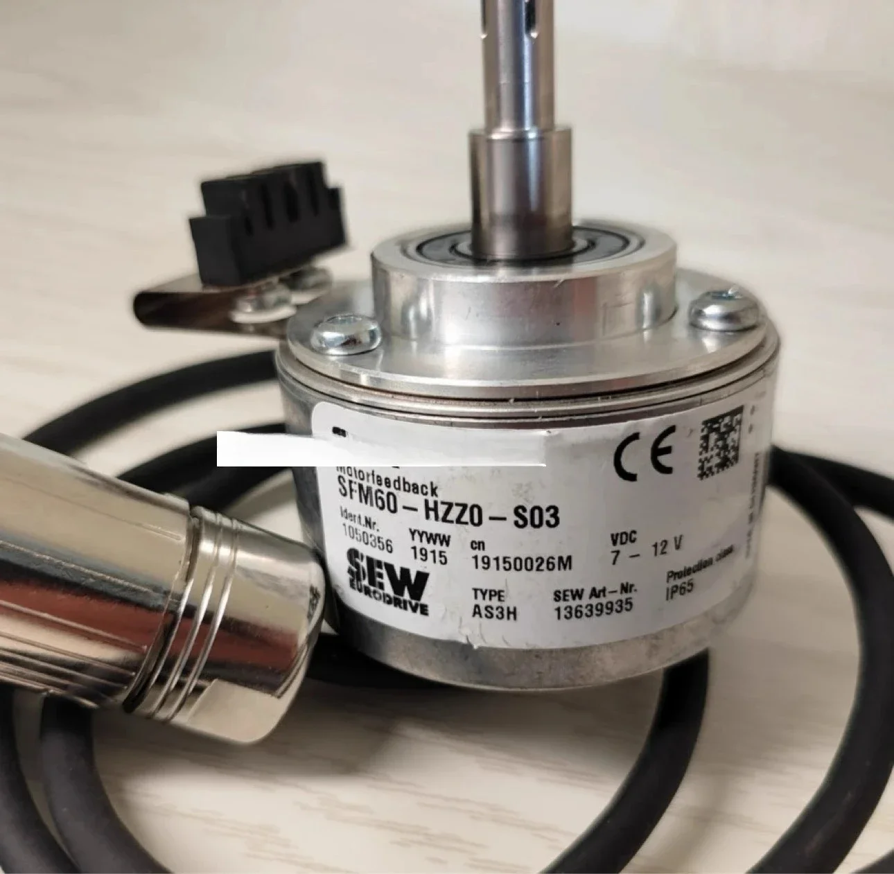 New original SFM60-HZZ0-S03 encoder SFM60-HZZ0-S01