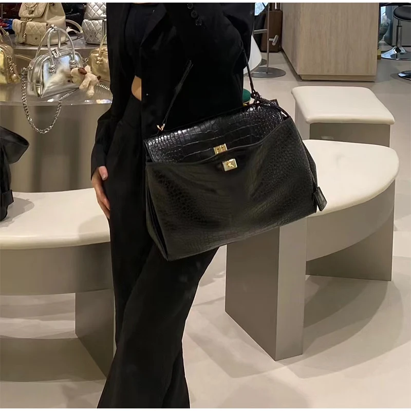 Thumbnail 3 - #21 Latest Briefcases Updates