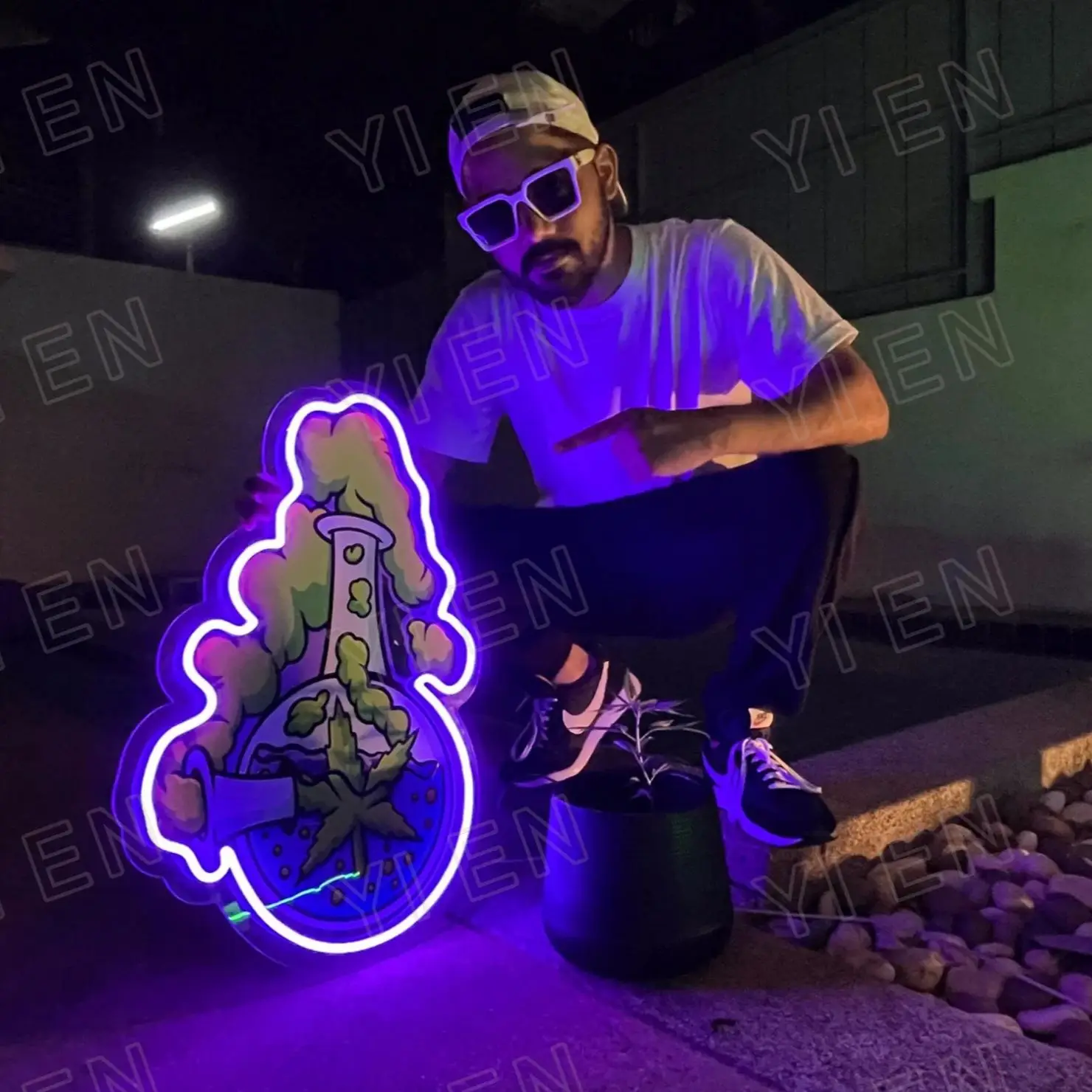 Weed Bong Neon Sign -UV Print Neon Sign- Acrylic Art - Neon Acrylic Artwork - Neon Sign Acrylic Artwork, Art Neon sign - Custom