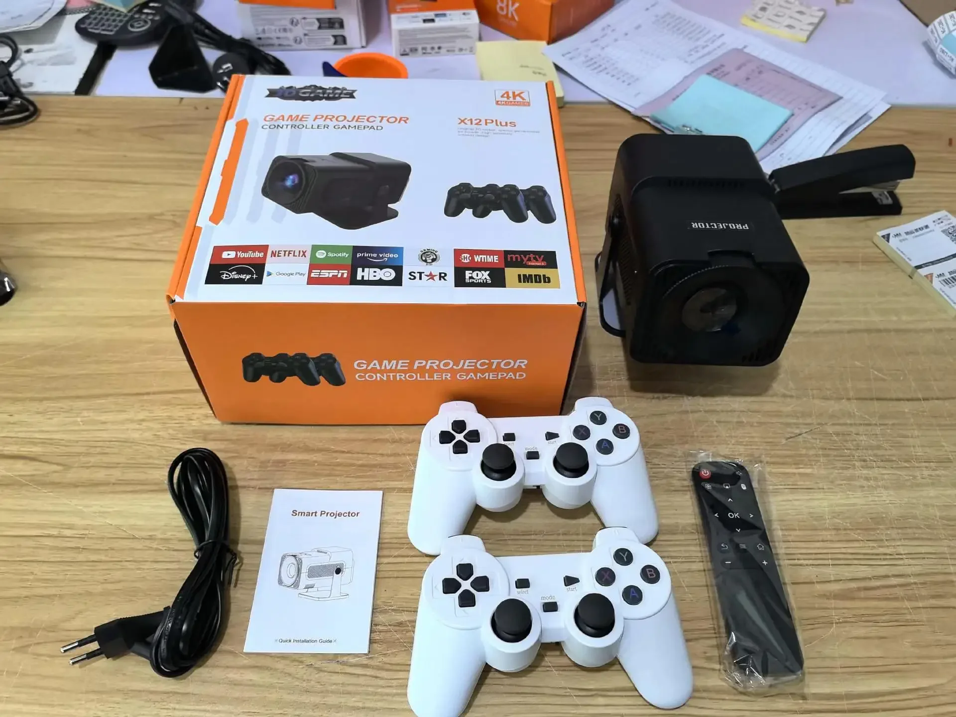 

X12 Plus Retro video game consoles Android 11 system Portable Intelligent Projector 720p Lcd Projector Hd H300 game box