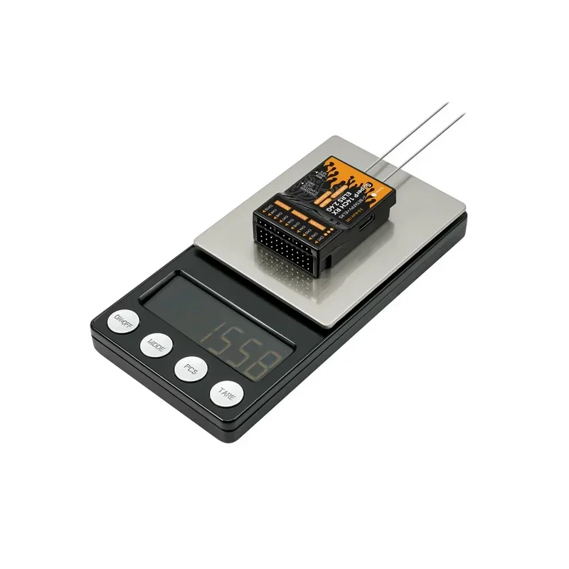 BETAFPV SuperP 14CH PWM Diversity Receiver ELRS 2,4 GHz/915 MHz mit Dual Antenne Dual Empfang für RC Flugzeug Autos Boote Drohnen