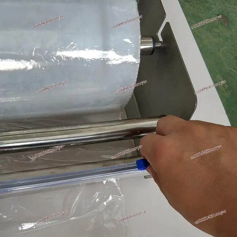 آلة تعبئة الأفلام المتعرجة المعدنية ذات العلامة الإعلانية السريعة