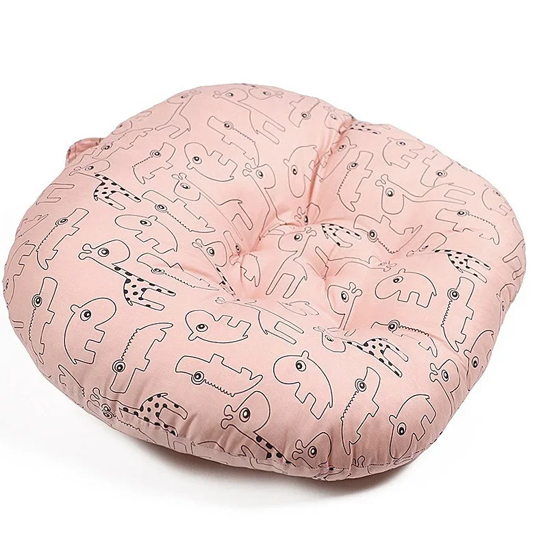 Breathable and Soft Breastfeeding Pillow New Style Non Detachable Slope Cushion Anti Emesis Breastfeeding Slope Pillow Lying Bed