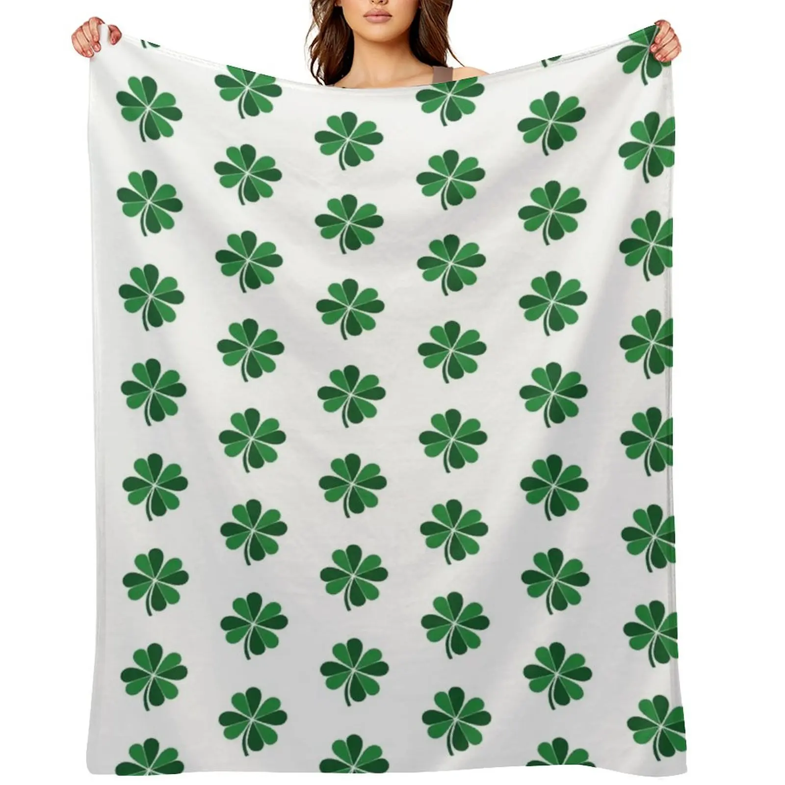

Lucky Clover Charm Throw Blanket Tourist Blankets Sofas Of Decoration Travel Vintage Blankets