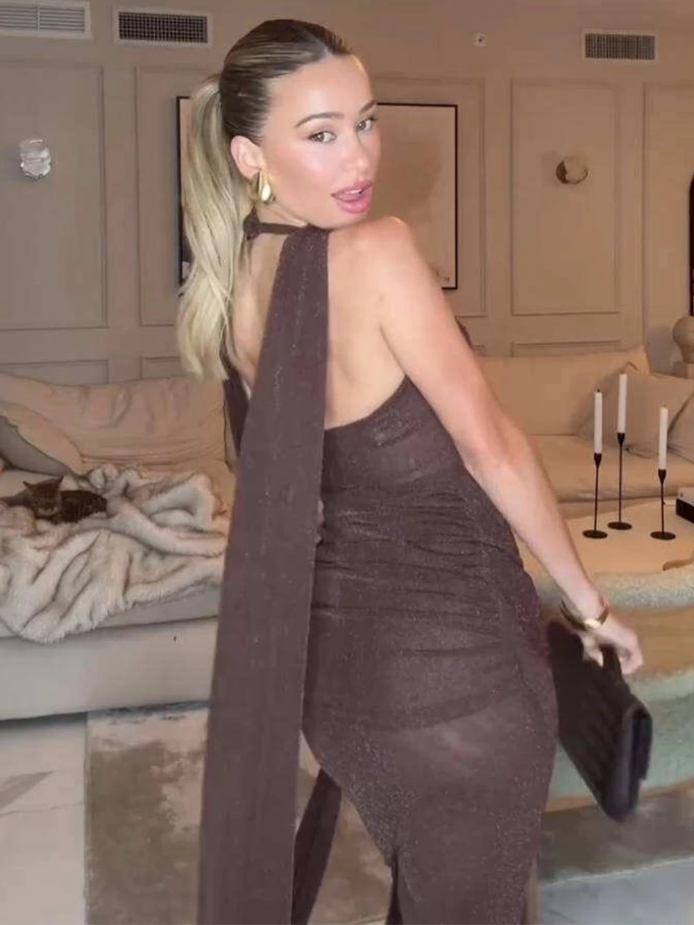 2025 الخريف المرأة القهوة الملونة الشريط مثير أكمام معلقة الرقبة عارية الذراعين مطوي سليم فستان طويل موضة نادي فستان الحفلات #5