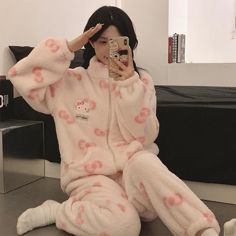 

Sanrio Hello Kitty Coral Fleece Pajama Suit for Little Girls Two-Piece Cartoon Kawalii Girl's Clothes for Spring And Autumn