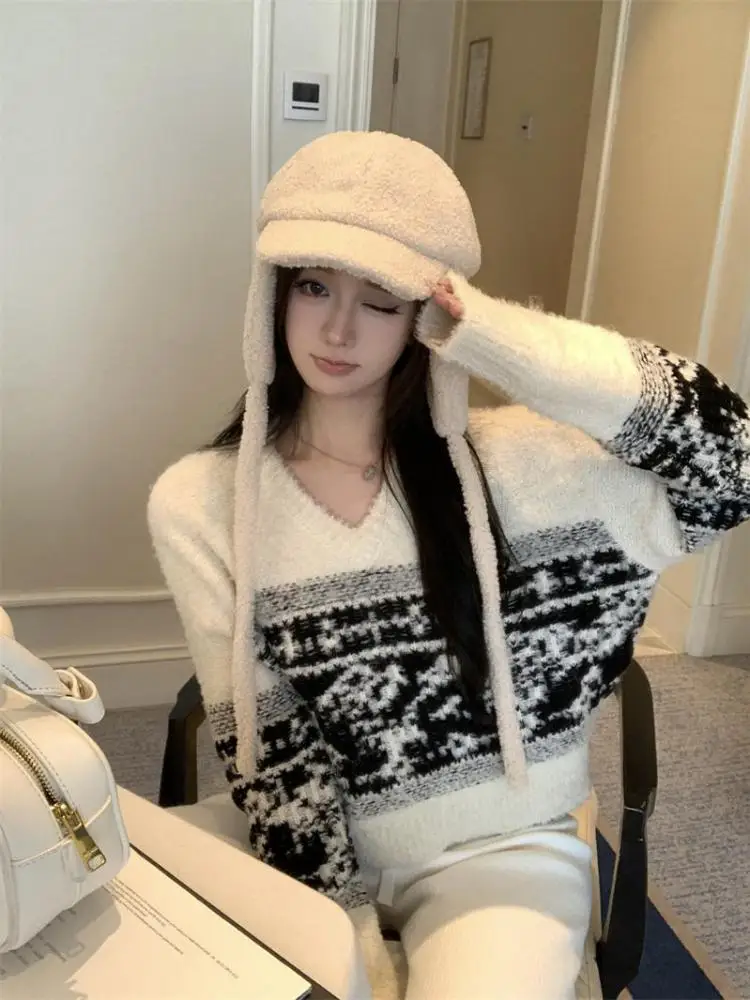 

Французский женский бежевый лоскутный короткий свитер с длинными рукавами для отпуска, осень-зима, элегантный пуловер с v-образным вырезом, вязаные топы, популярный шик