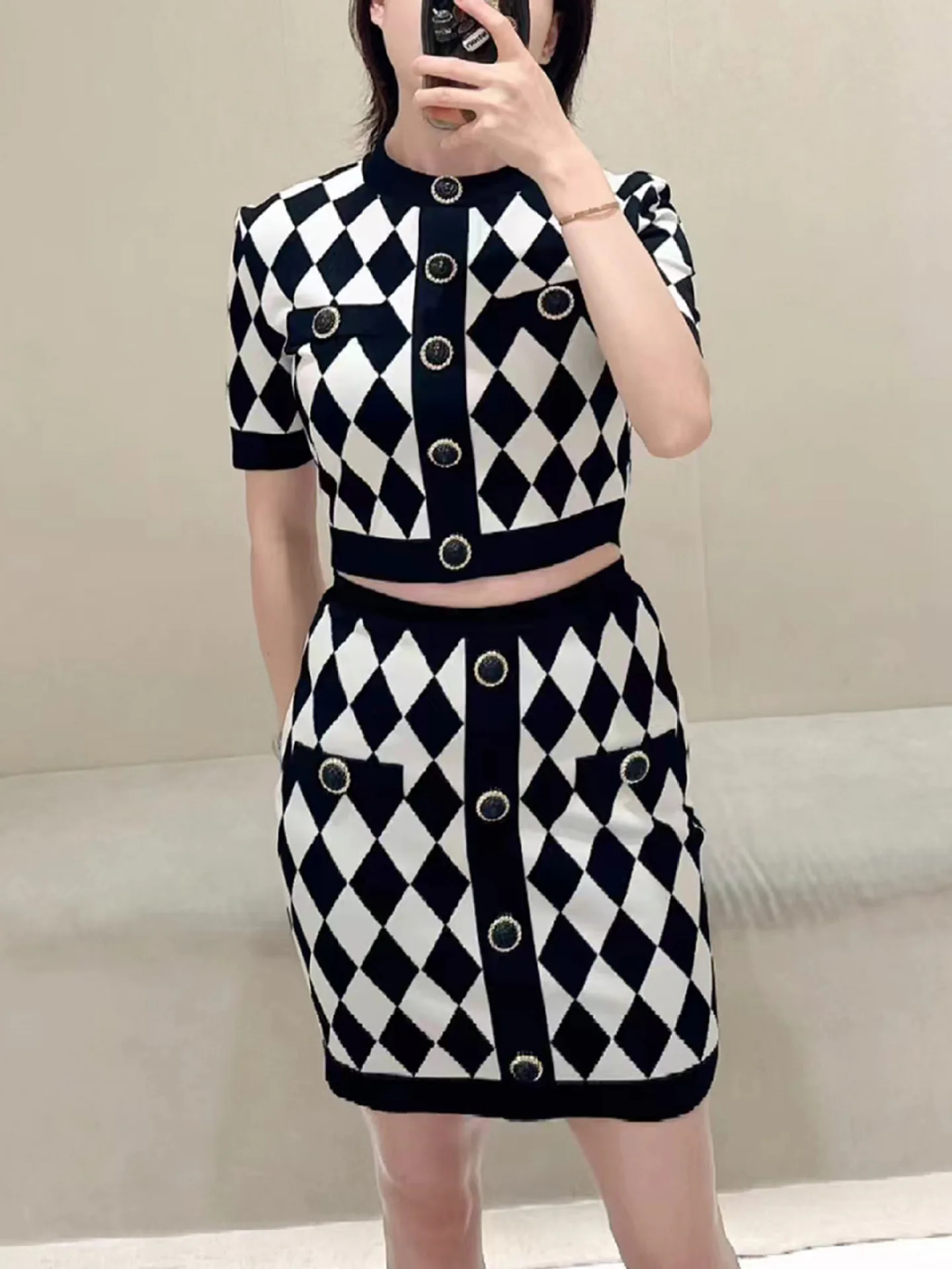 

Women's Set 2024 Spring Summer Contrasting Color Plaid O-neck Single Breasted Casual Short Sleeve Top or High Waist Mini Skirt