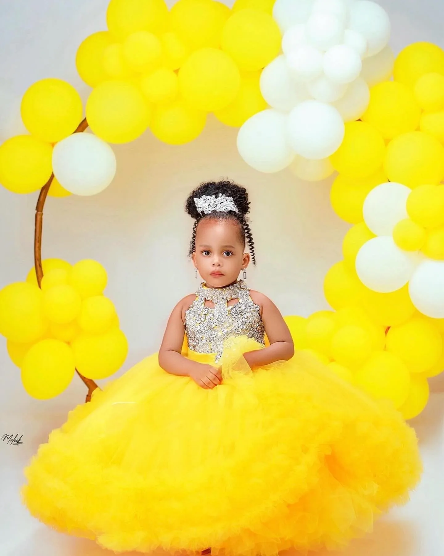 Yellow Kids Birthday Dresses Customized High Neck Beading Flower Girl Dresses for Wedding Party Baby Girls Prom Gowns