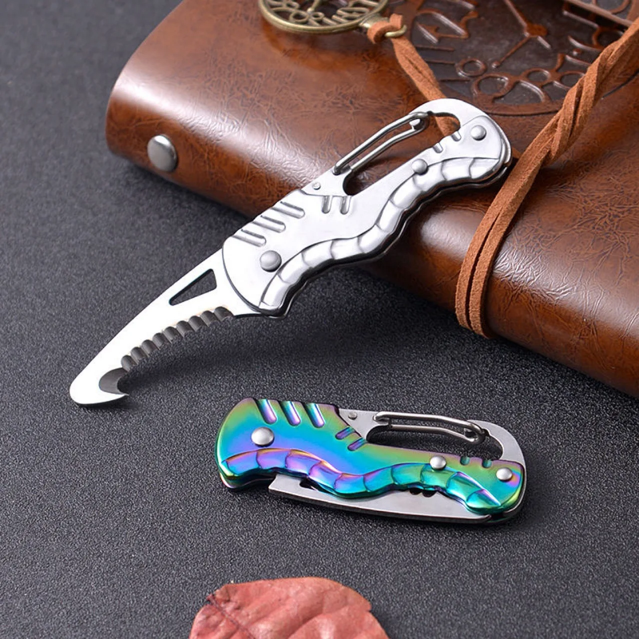 

New Outdoor EDC Knife Multifunctional Folding Keychain Portable Camping Car Emergency Cutting Seat Belt