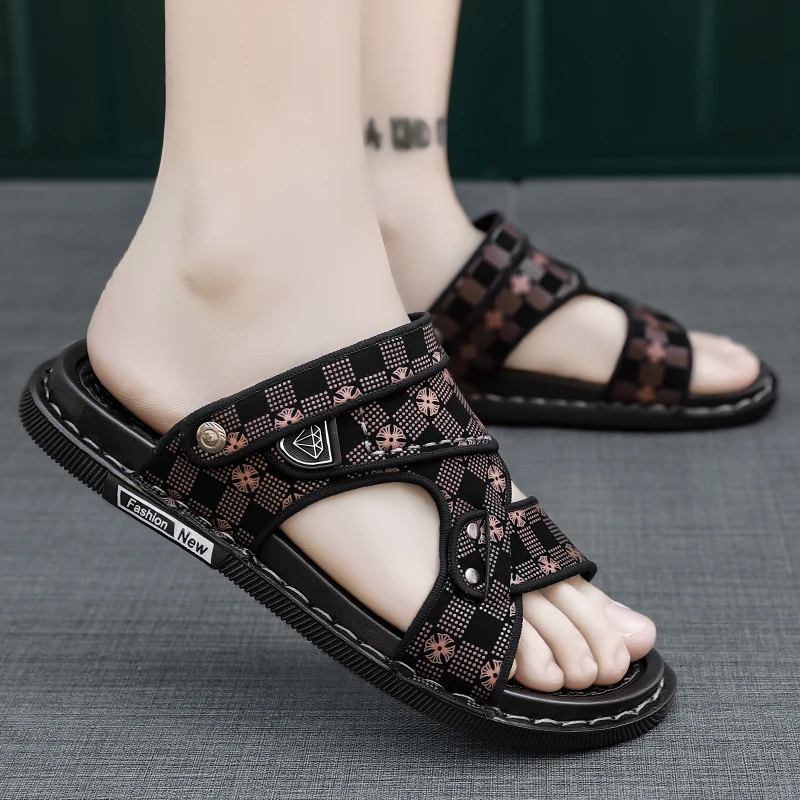 

Men's Summer Outdoor Wear Anti-Slip Wear-Resistant Driver Sports Sandals Beach Slippers Lightweight Thick Bottom Rubber Sole