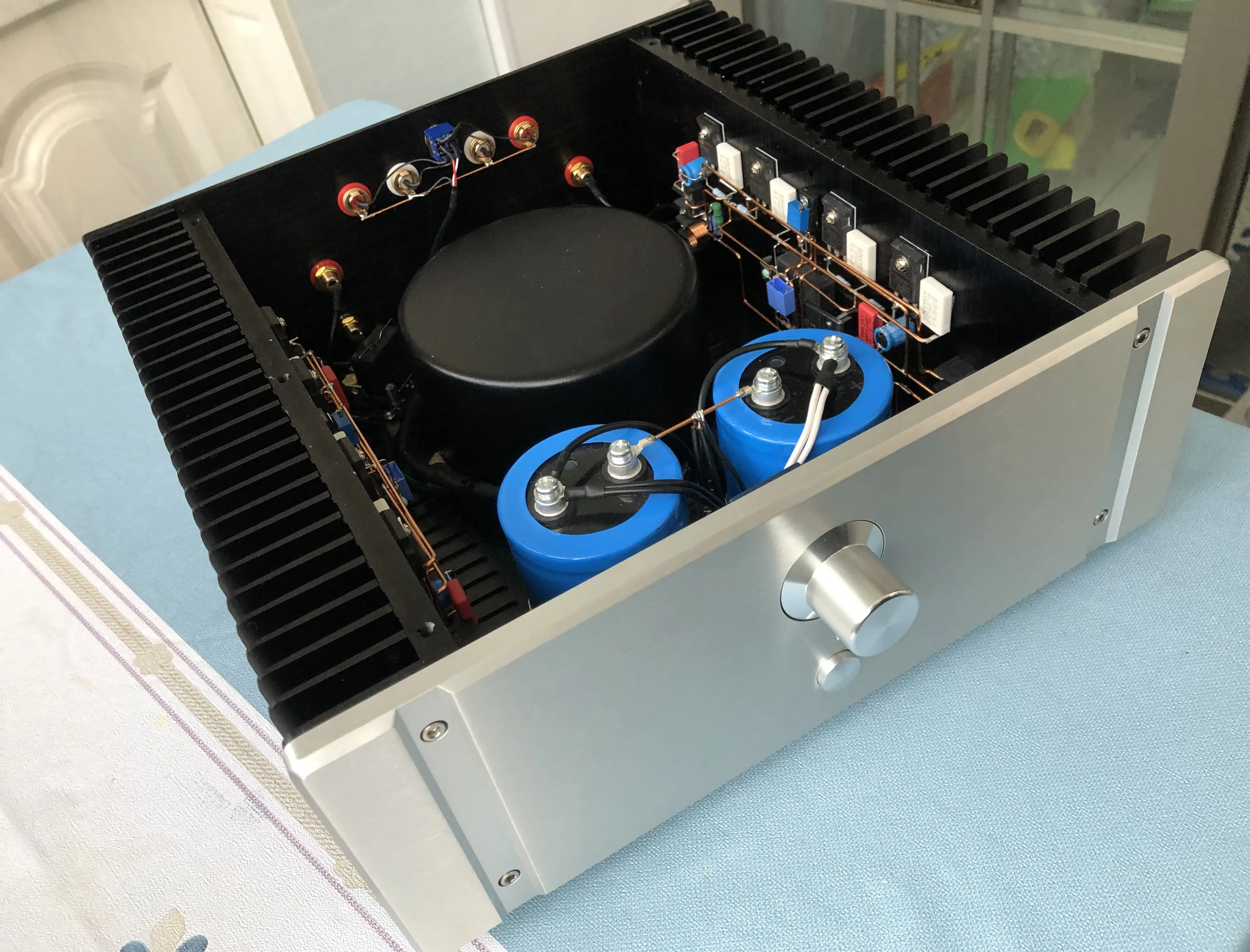 

Class A and B Power Amplifier, Hand-made in A Shed, STK350 Push Field Effect Tube, Darlington Tube High Power