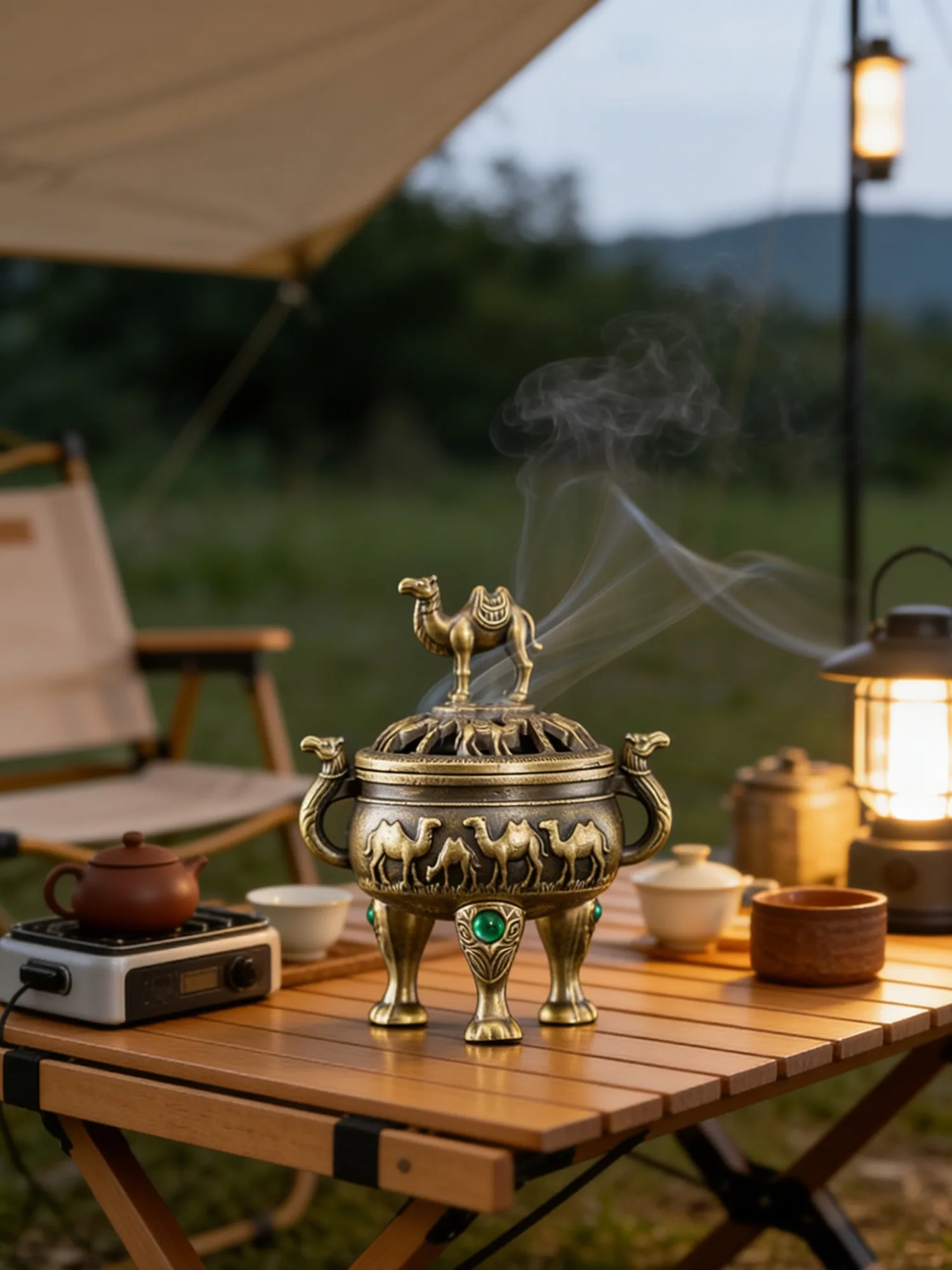 Alloy Incense Burner Hollow Out Mini Sandalwood Incense Burner Animal Foot Plate Three Legged Stove Tea Ceremony Home Decoration