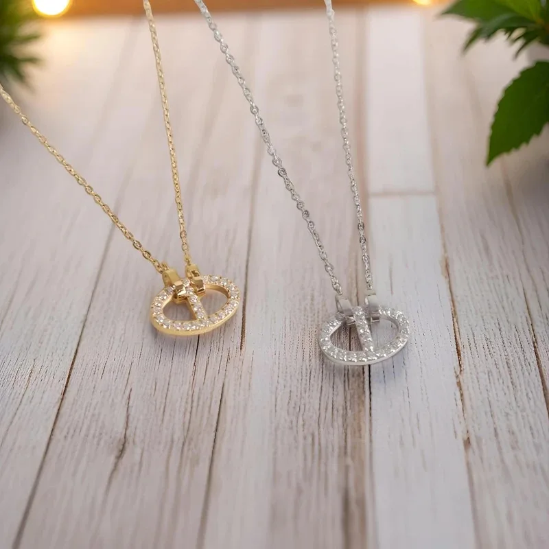 

YISON New 925 Sterling Silver Women's Romantic Crystal Temperament Zircon Collarbone Necklace, Fashionable Anniversary Gift