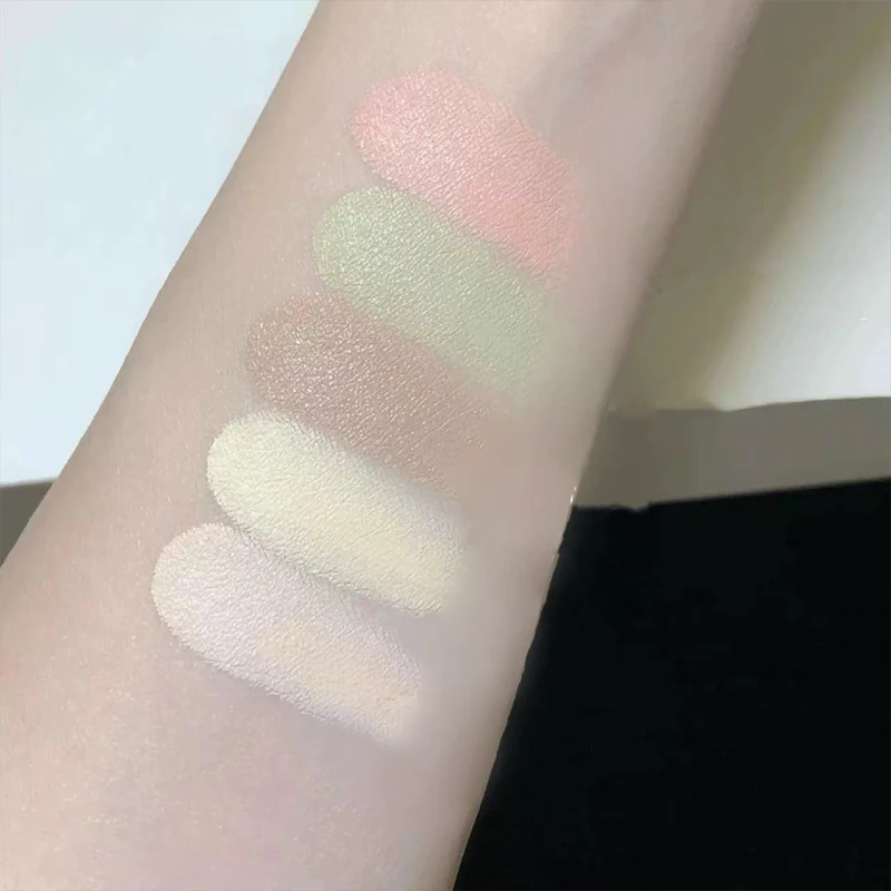 ครีมคอนซีลเลอร์ 7 สี, ให้ความชุ่มชื้นยาวนาน, กันน้ำและเหงื่อ, ปกปิดจุดด่างดำ, สิว, รอยคล้ำ, ปรับสีผิวให้กระจ่างใส