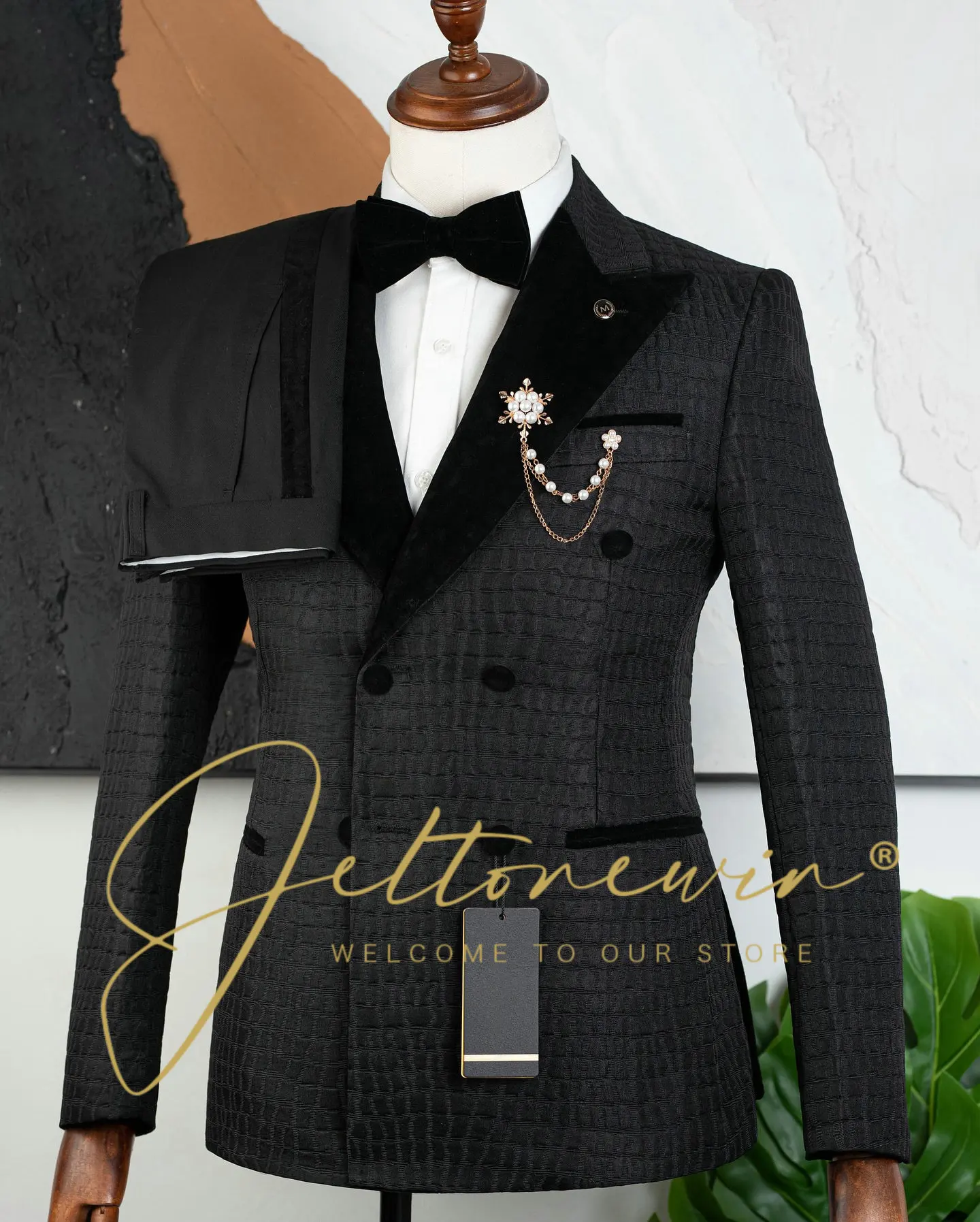 

Black Men's Two Piece Suit with Peak Lapel and Textured Grid Fabric Elegant Modern Style for Groom or Banquet Occasions