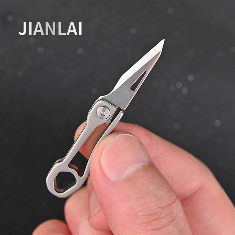 

Mini Titanium Alloy Folding Knife Portable Small Blade EDC Keychain Pendant Express Unpacking Pocket Knife Gift EDC Tool