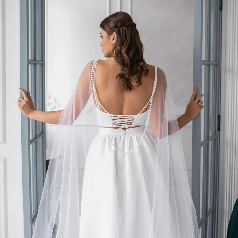 

Свадебные крылья с жемчугом, ожерелье на спине. Съемная накидка. Тюлевой плащ. Фата с жемчужной накидкой. Длинное свадебное пальто. Фата на плечо. Фата-накидка.