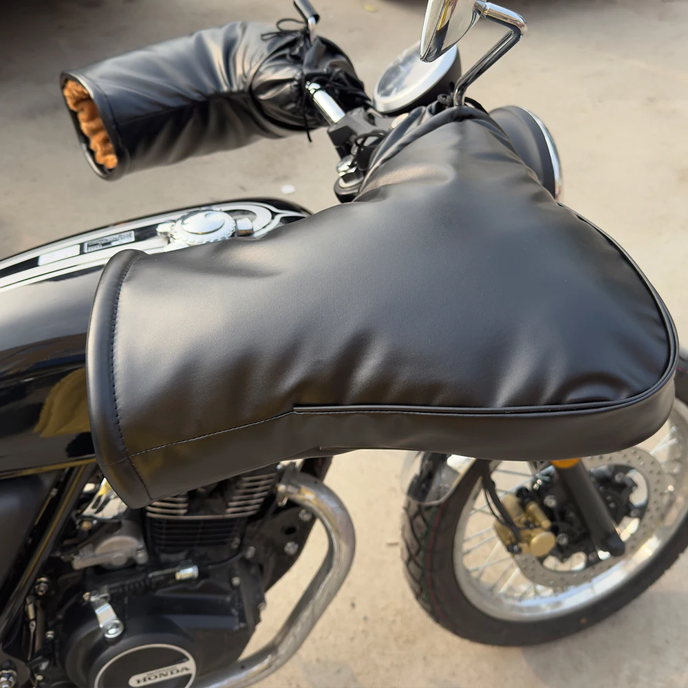 Motorrad Wasserdichte PU-Lenkerabdeckung Winter Batterie-Auto Windschutz Handschuhe Warme Lenkerabdeckung Verdickung für Wärme und Kälteschutz – Detail 2